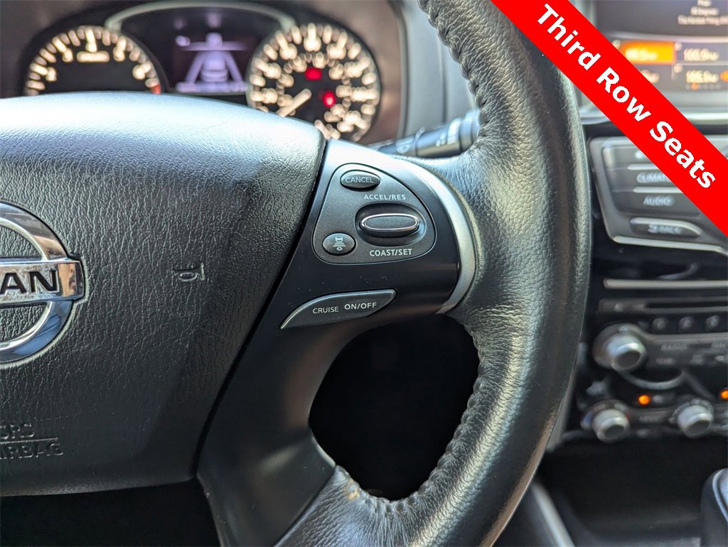 Used 2020 Nissan Pathfinder SV image 22