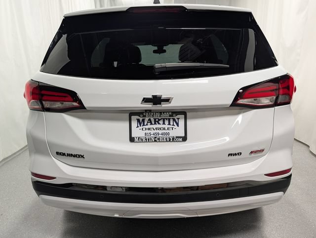 Certified 2022 Chevrolet Equinox RS w/ Infotainment Package AWD/4WD image 4