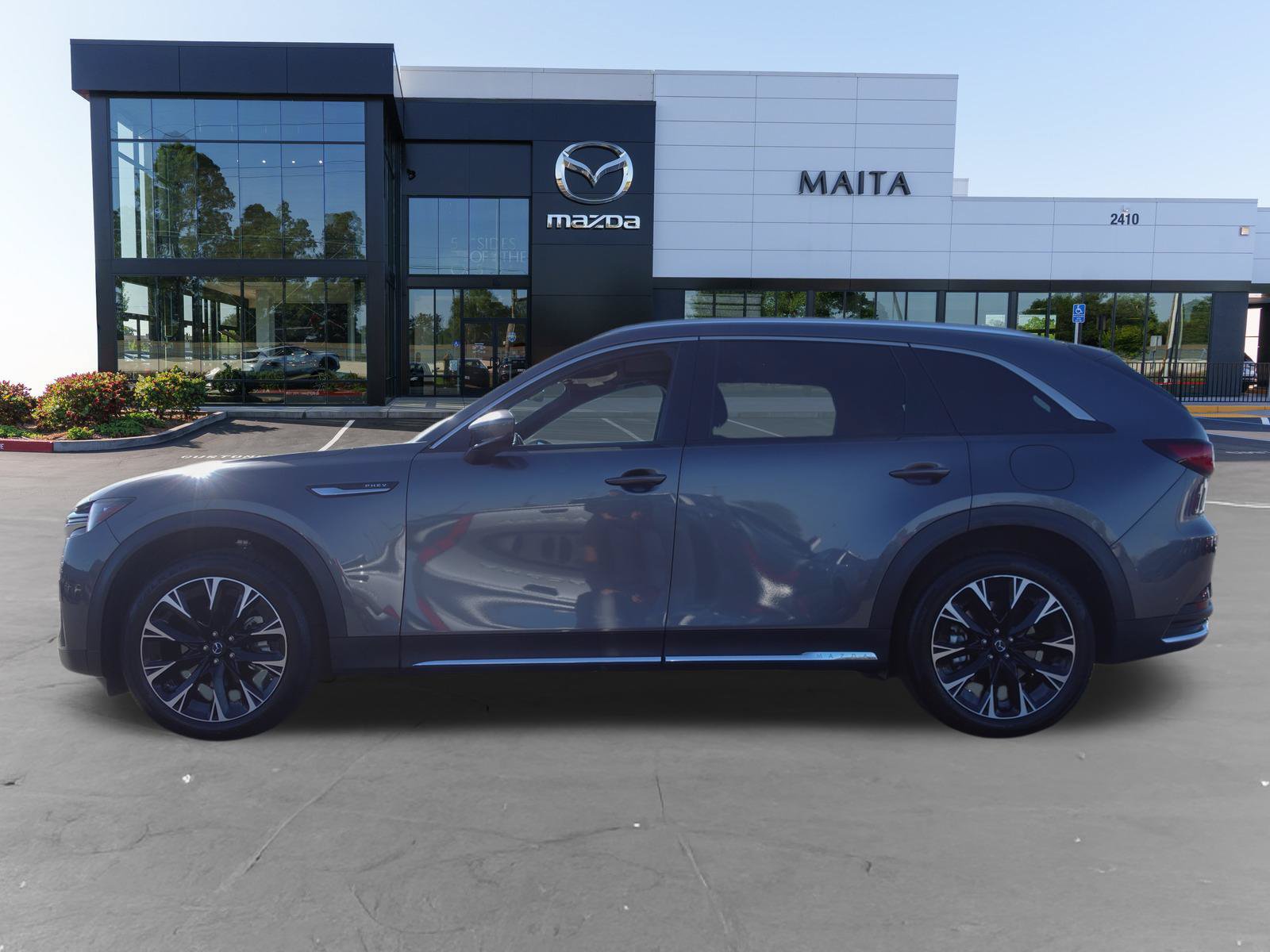 Used 2024 MAZDA CX-90 Plug-In Hybrid w/ Premium Plus AWD/4WD image 6