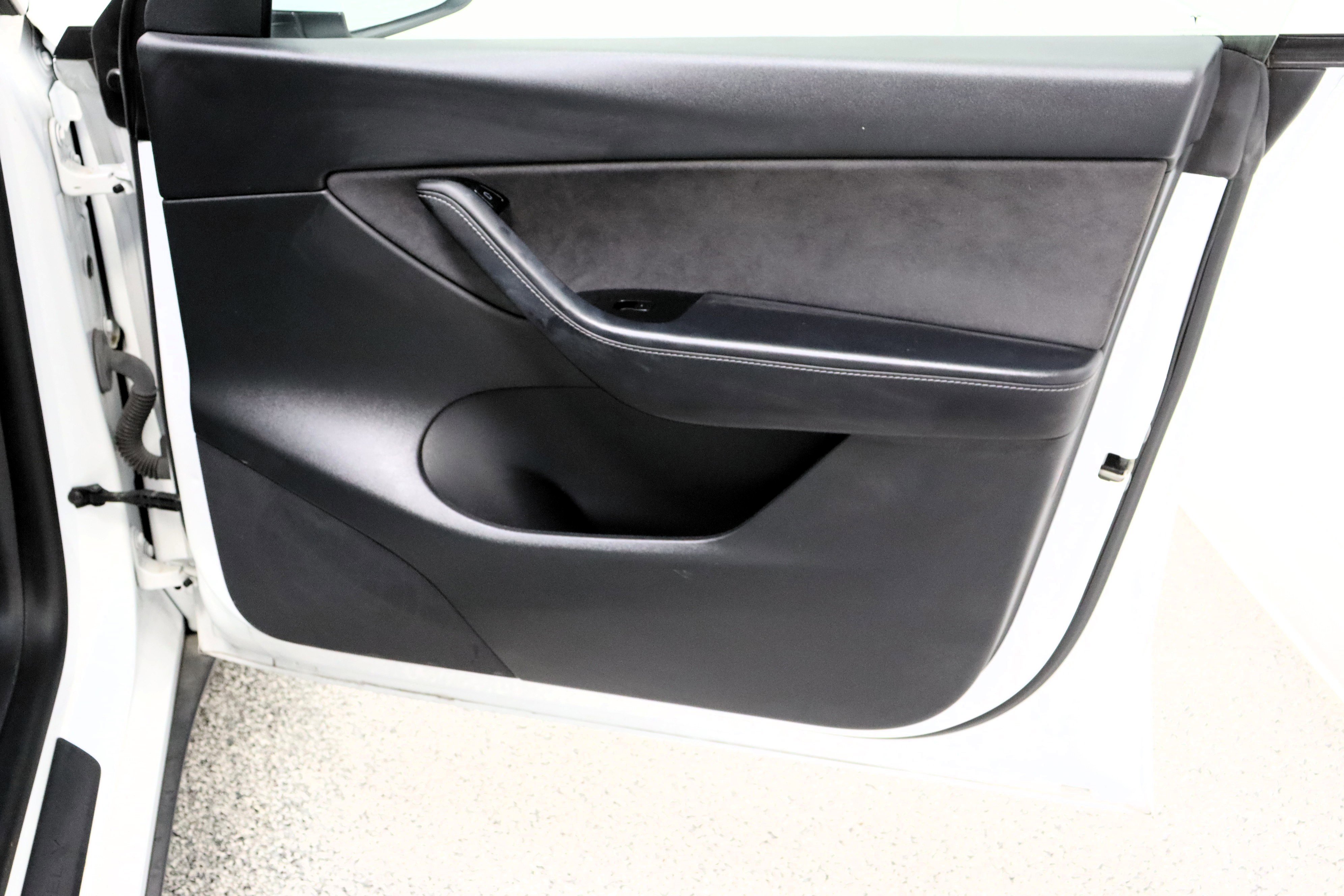 Used 2021 Tesla Model Y Performance image 34