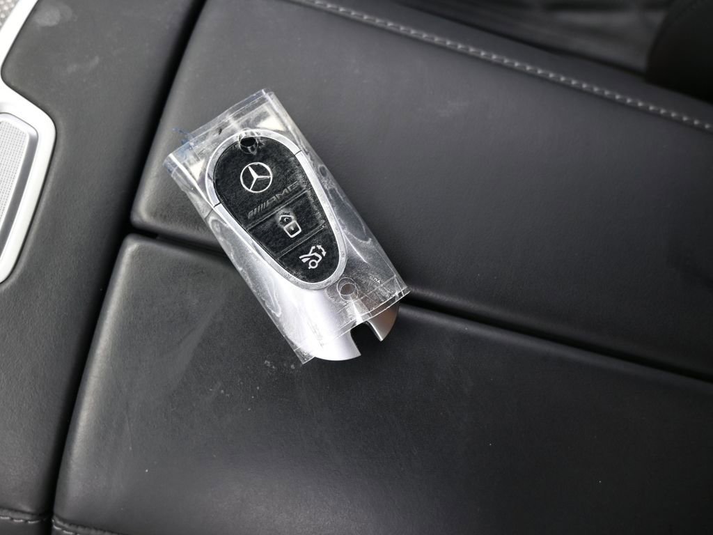 Used 2025 Mercedes-Benz S 63 AMG S image 24