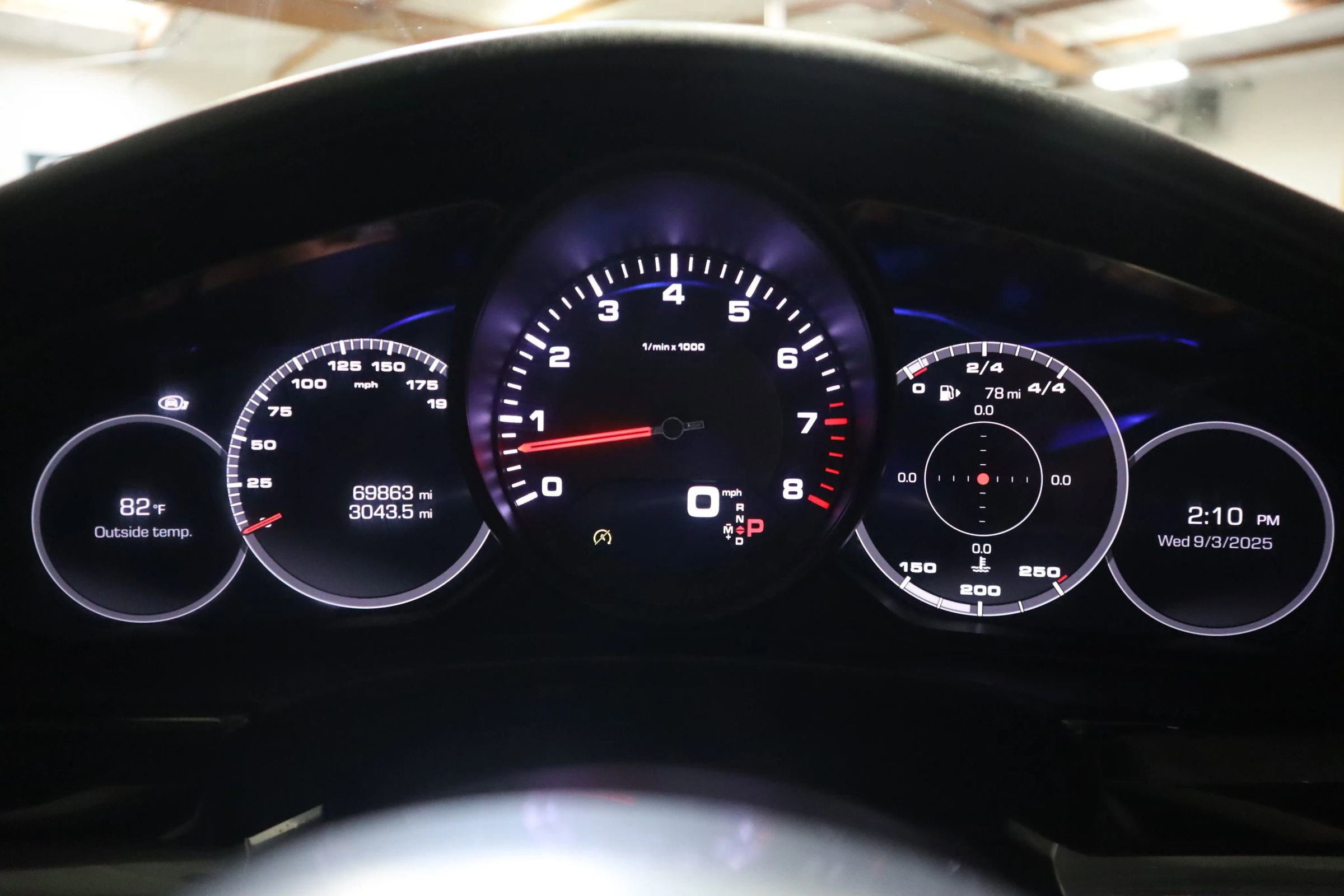Used 2019 Porsche Panamera w/ Premium Package Plus RWD image 16