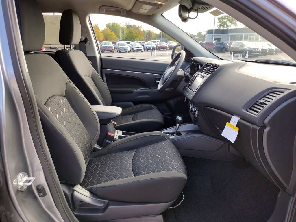 New 2025 Mitsubishi Outlander Sport ES image 10
