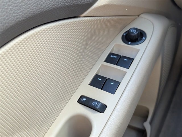 Used 2006 Mercury Milan Premier image 29