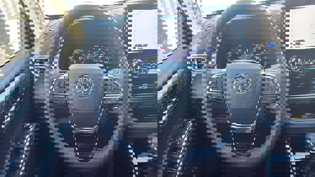 New 2025 Toyota Highlander Platinum image 20