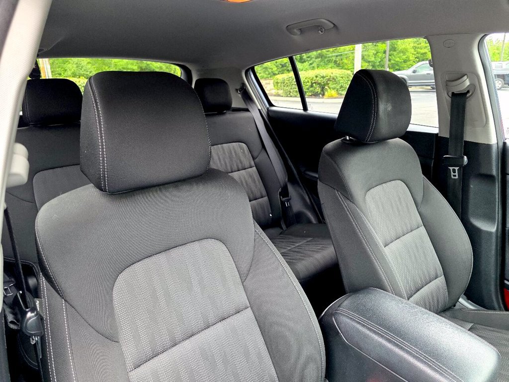 Used 2021 Kia Sportage LX FWD image 41