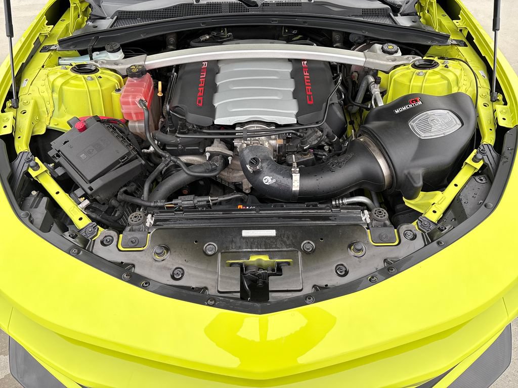Used 2021 Chevrolet Camaro SS RWD image 31