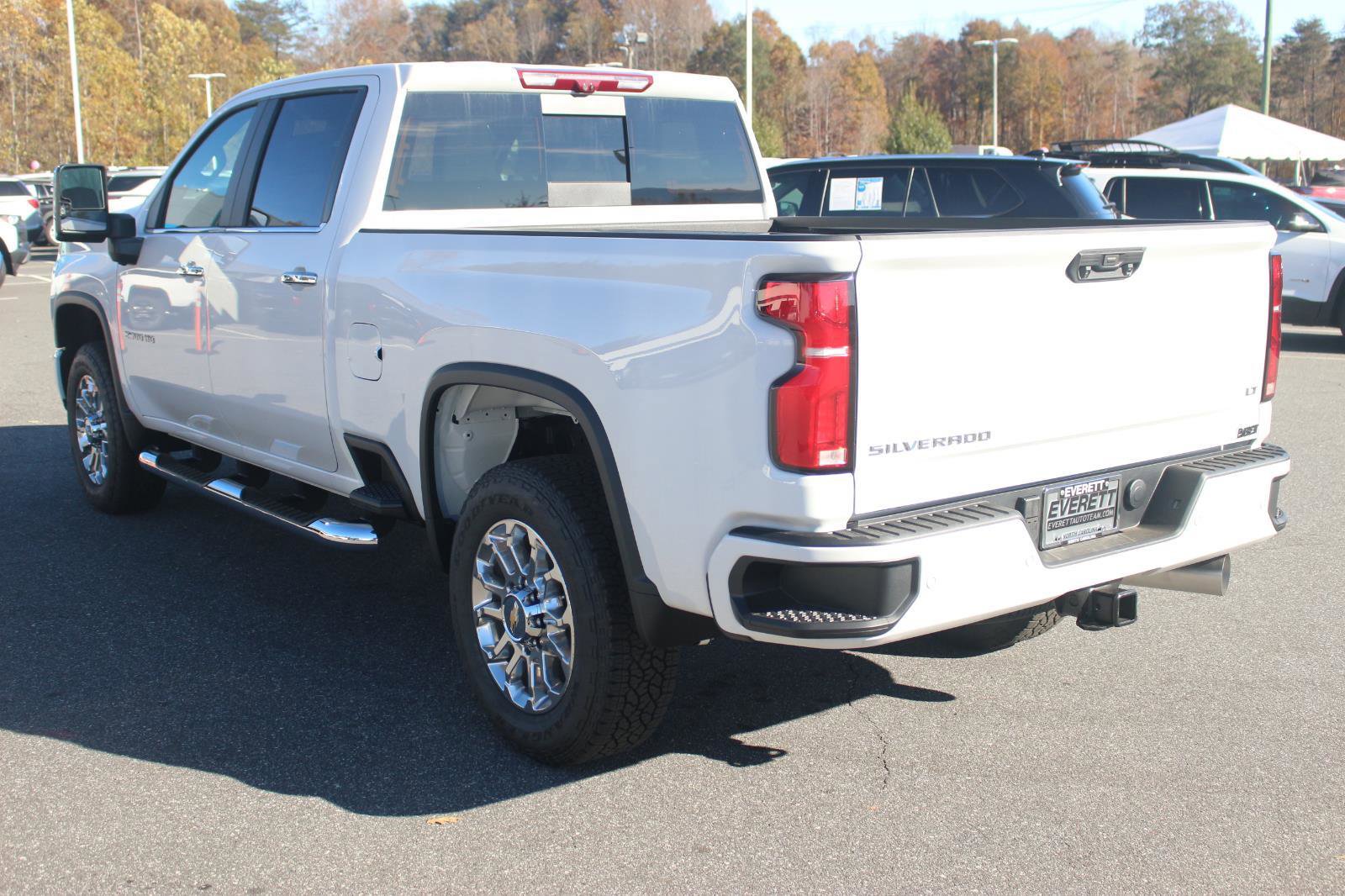 New 2025 Chevrolet Silverado 2500 LT w/ Z71 Chrome Sport Edition image 5