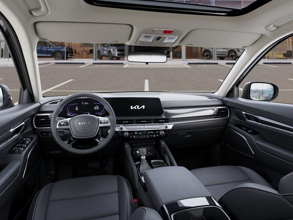 New 2025 Kia Telluride S image 14