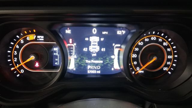Used 2024 Jeep Wrangler Unlimited Rubicon AWD/4WD image 26