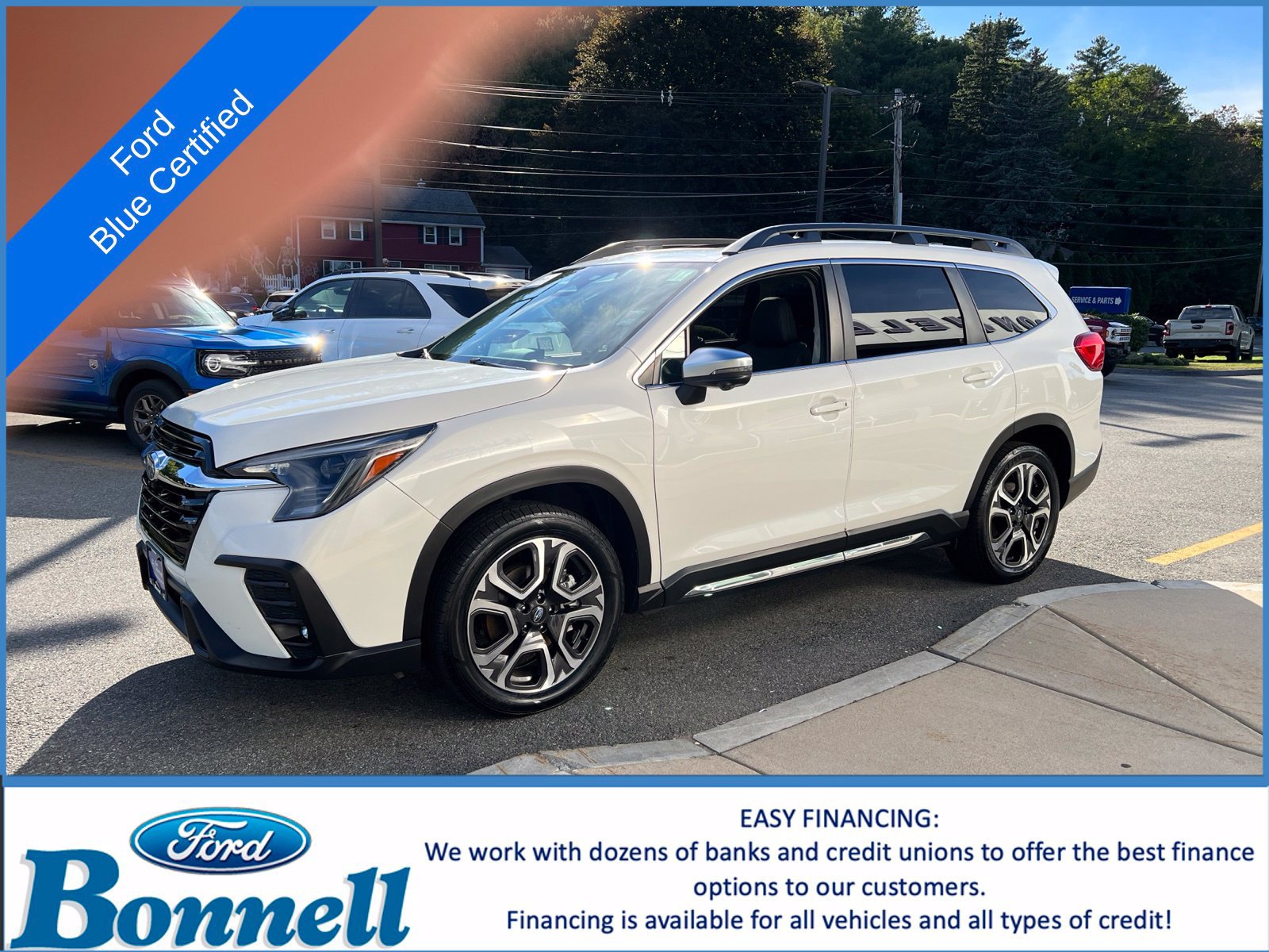 Used 2023 Subaru Ascent Limited w/ Technology Package AWD/4WD image 3
