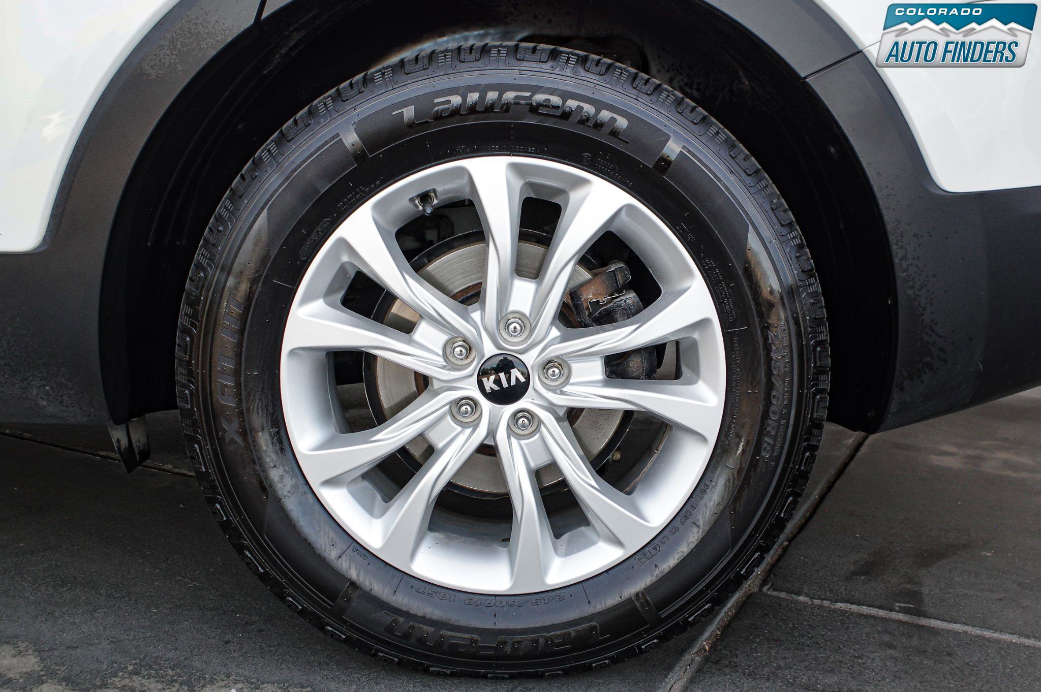 Used 2020 Kia Telluride LX image 26