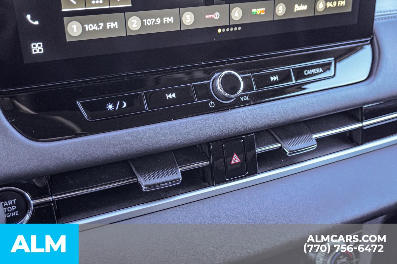 Used 2025 Mitsubishi Outlander SE image 45