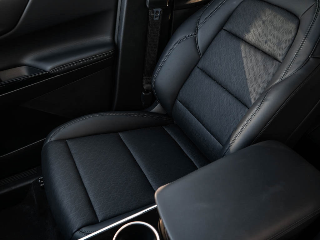 New 2027 Chevrolet Equinox LT w/ Convenience Package II AWD/4WD image 26