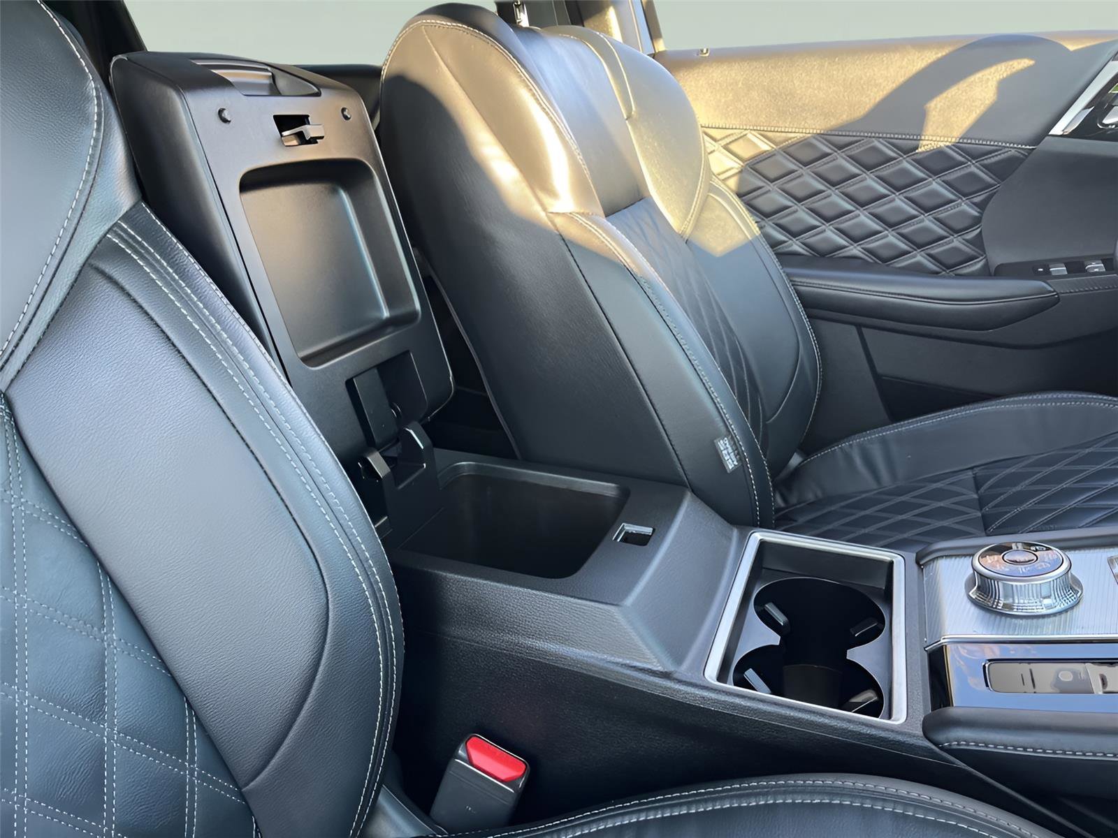 Used 2023 Mitsubishi Outlander SEL image 37