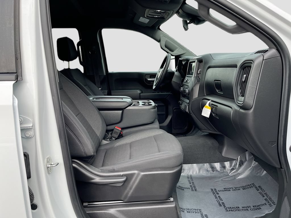 Used 2024 Chevrolet Silverado 1500 Custom Trail Boss w/ LPO, Dark Essentials Package AWD/4WD image 29