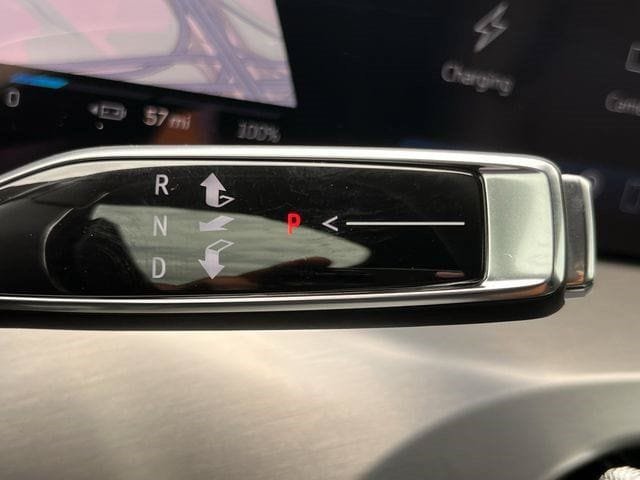 New 2027 Cadillac Vistiq Luxury AWD/4WD image 17