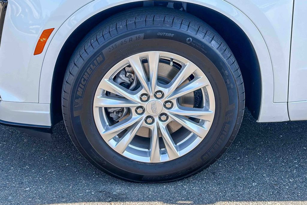 Used 2023 Cadillac XT6 Luxury image 16