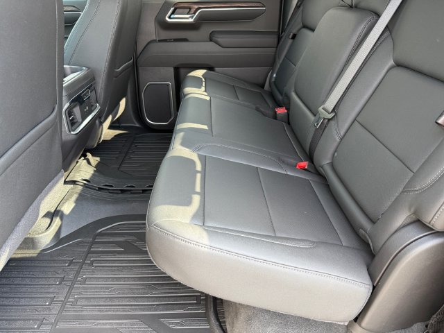 New 2026 GMC Sierra 1500 SLT w/ SLT Premium Plus Package AWD/4WD image 11