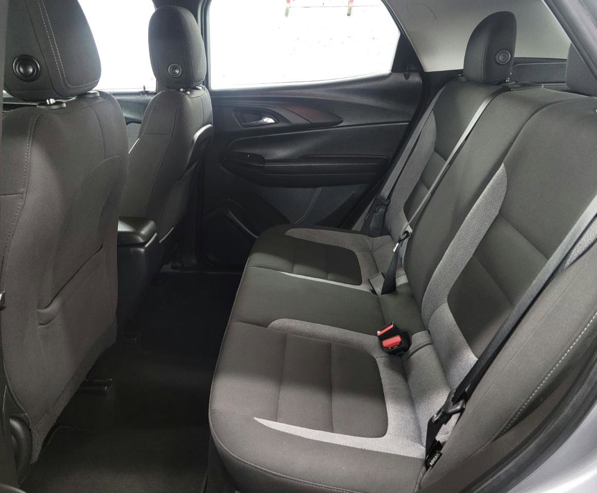 Used 2023 Chevrolet TrailBlazer LS AWD/4WD image 8