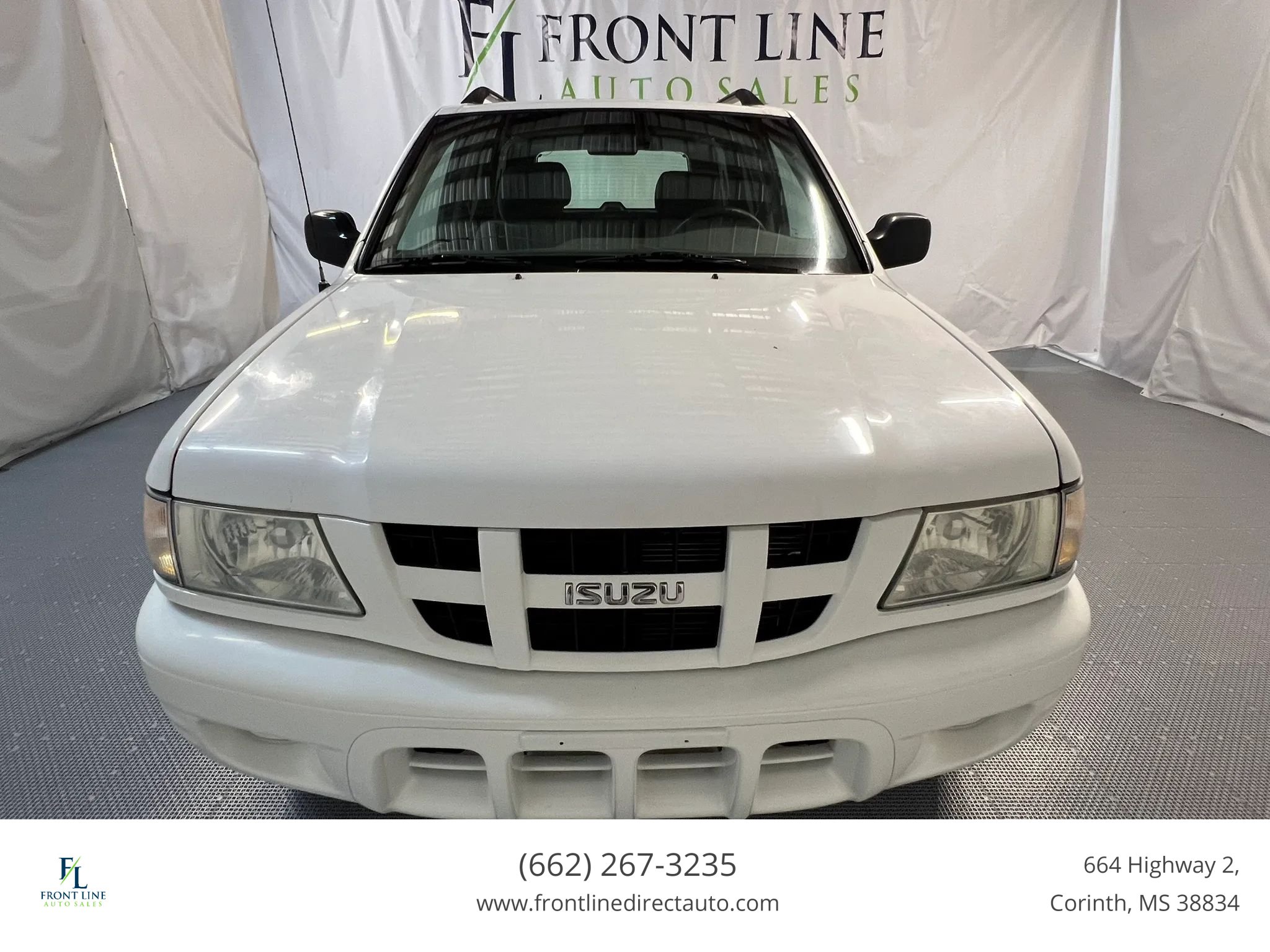 Used 2004 Isuzu Rodeo S RWD image 2