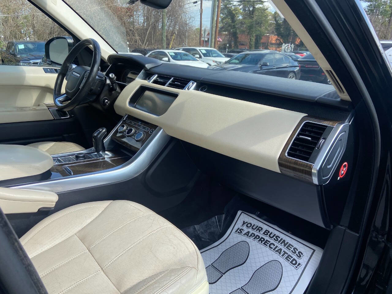 Used 2017 Land Rover Range Rover Sport HSE image 12