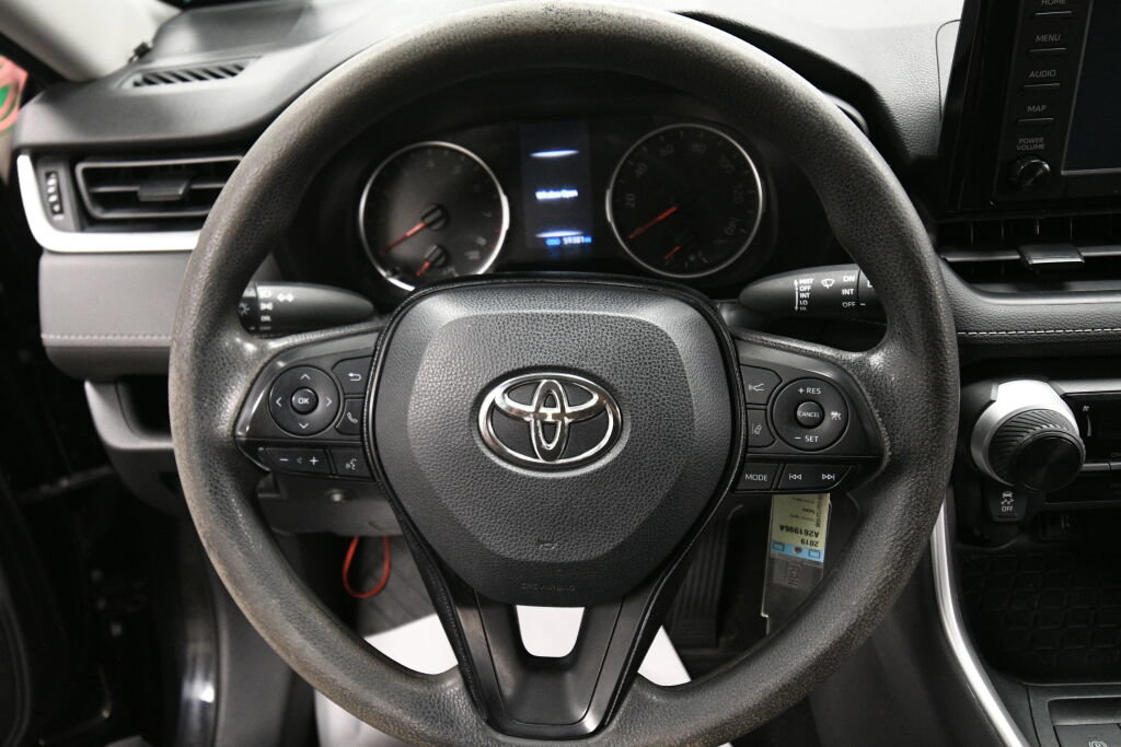 Used 2019 Toyota RAV4 LE w/ All Weather Liner Package AWD/4WD image 12