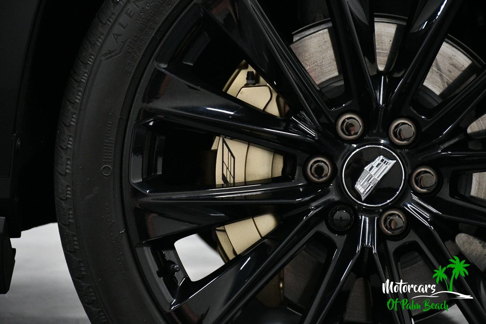 Used 2026 Cadillac Escalade V w/ LPO, ONYX Package image 71