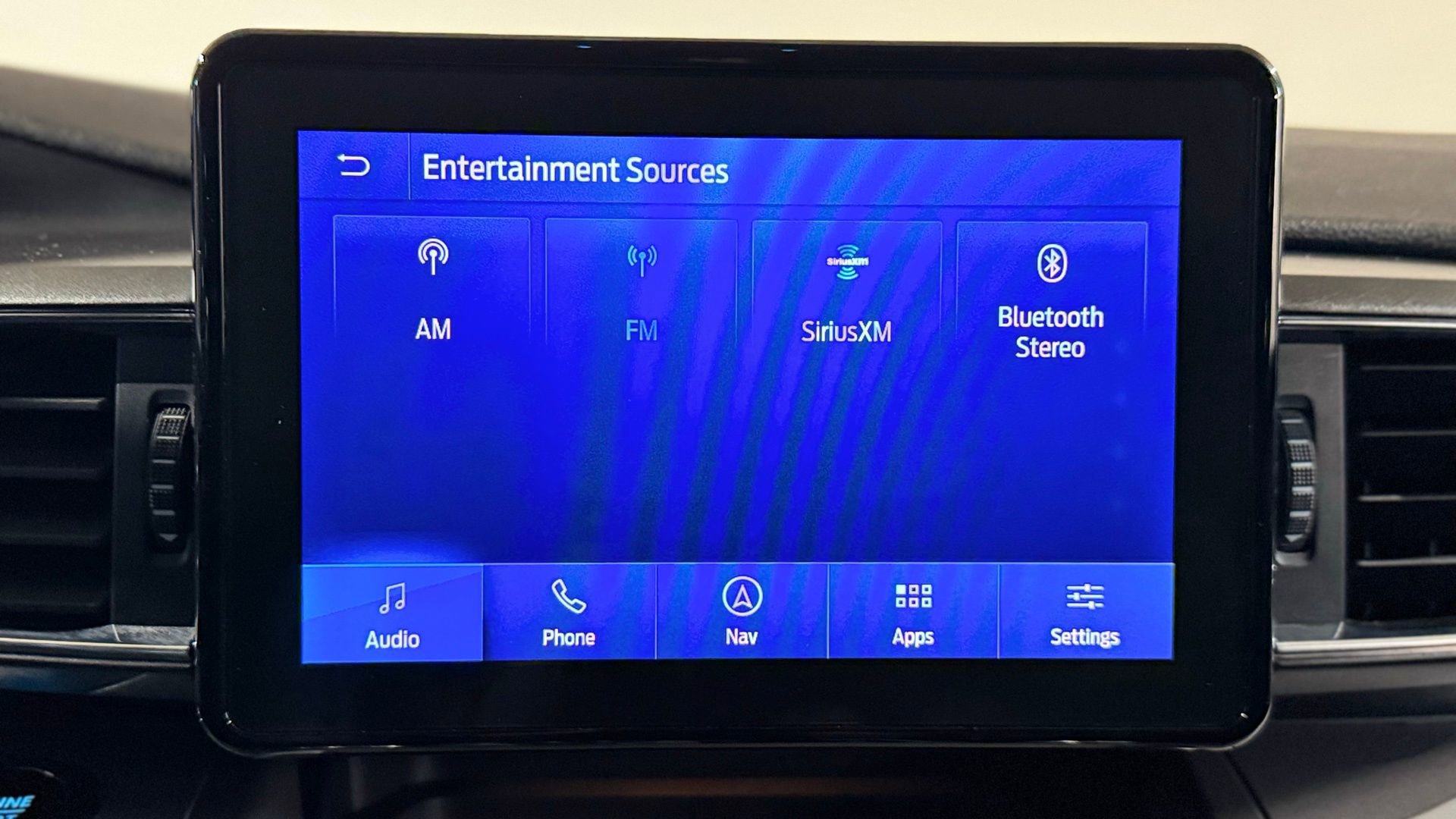 Used 2023 Ford Explorer XLT w/ Equipment Group 202A image 91