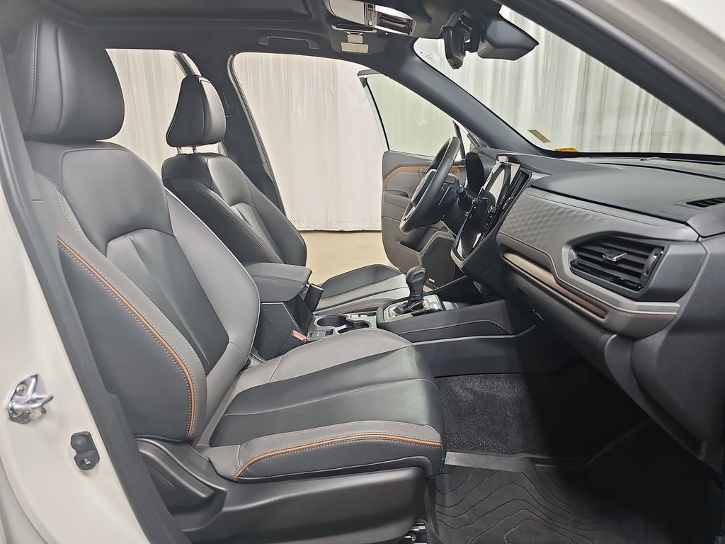 Used 2025 Subaru Forester Sport image 13