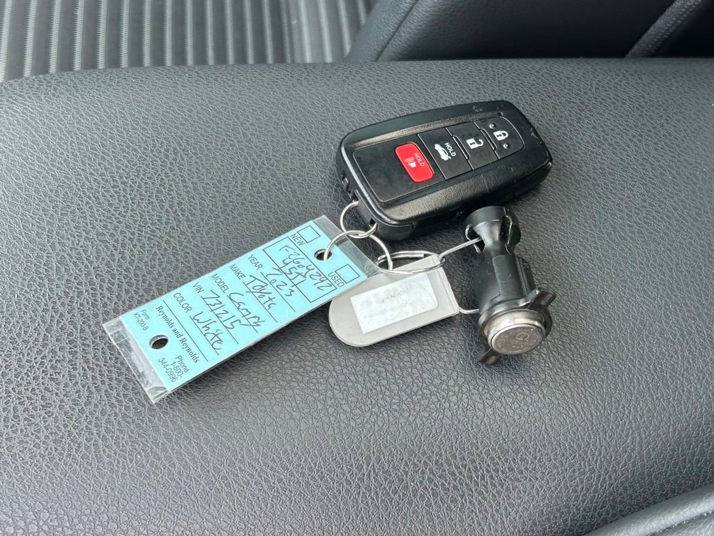 Used 2023 Toyota Camry SE w/ Convenience Package FWD image 62