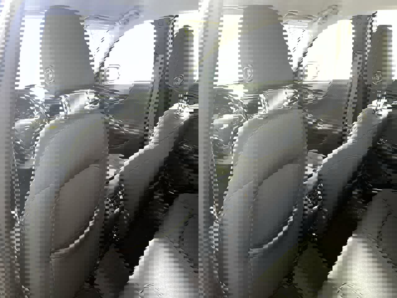 Used 2022 Chevrolet Malibu LT image 24