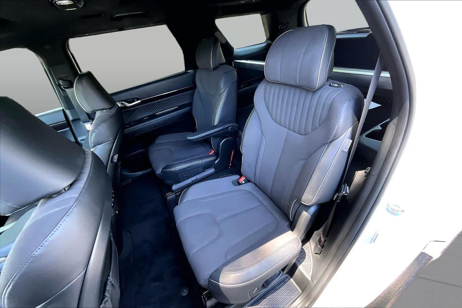 Used 2025 Hyundai Palisade Calligraphy AWD/4WD image 21