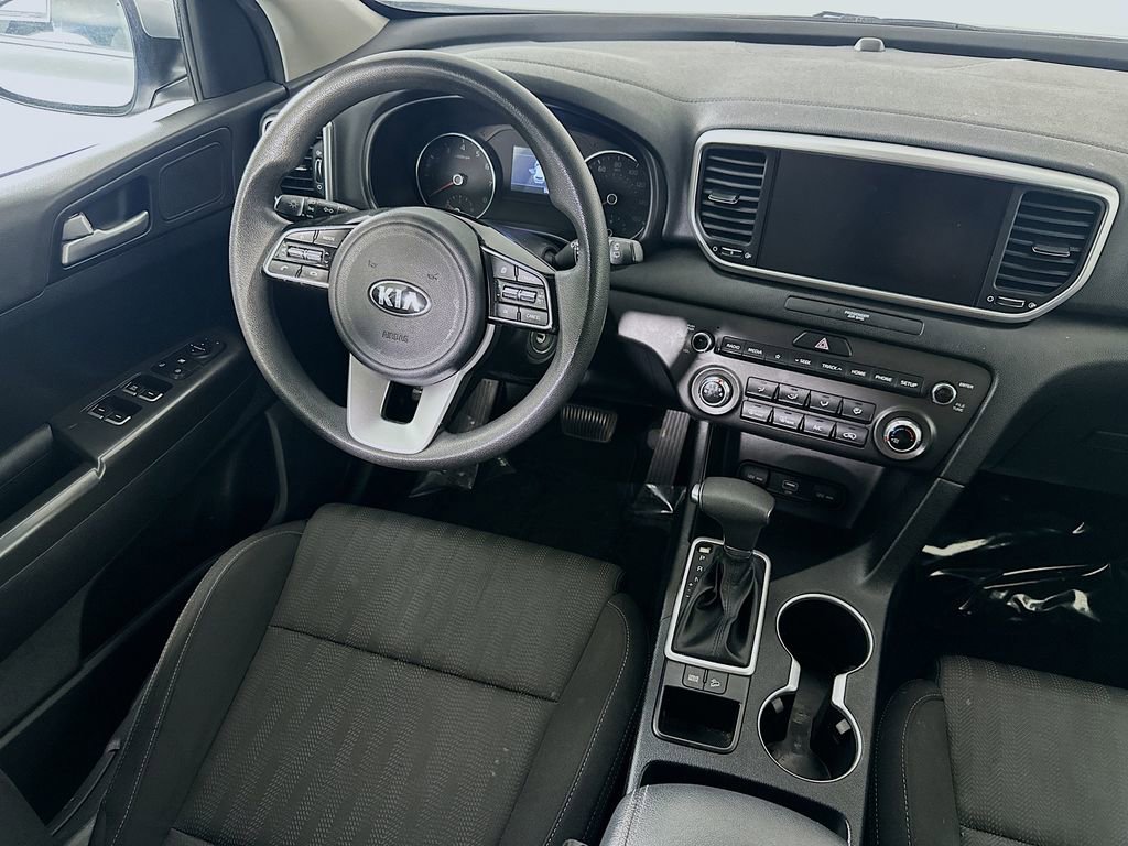 Used 2022 Kia Sportage LX image 17