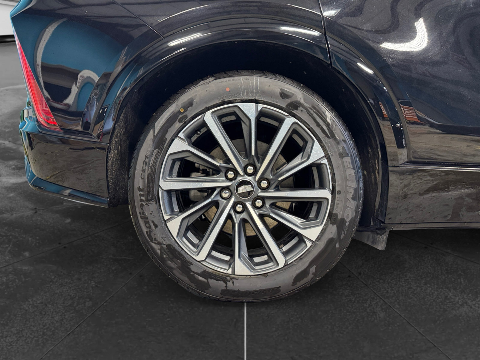 Used 2024 Cadillac Lyriq Sport w/ LPO, Floor Liner Package RWD image 31