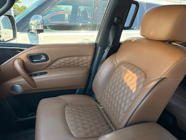 Used 2023 INFINITI QX80 Sensory w/ All-Season Package AWD/4WD image 4