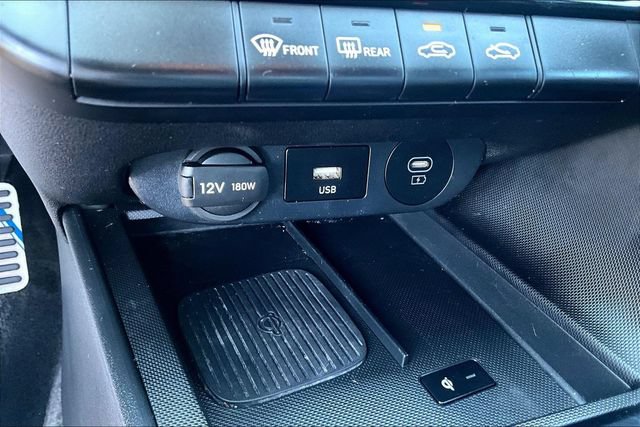 Used 2025 Hyundai Elantra Sport FWD image 15