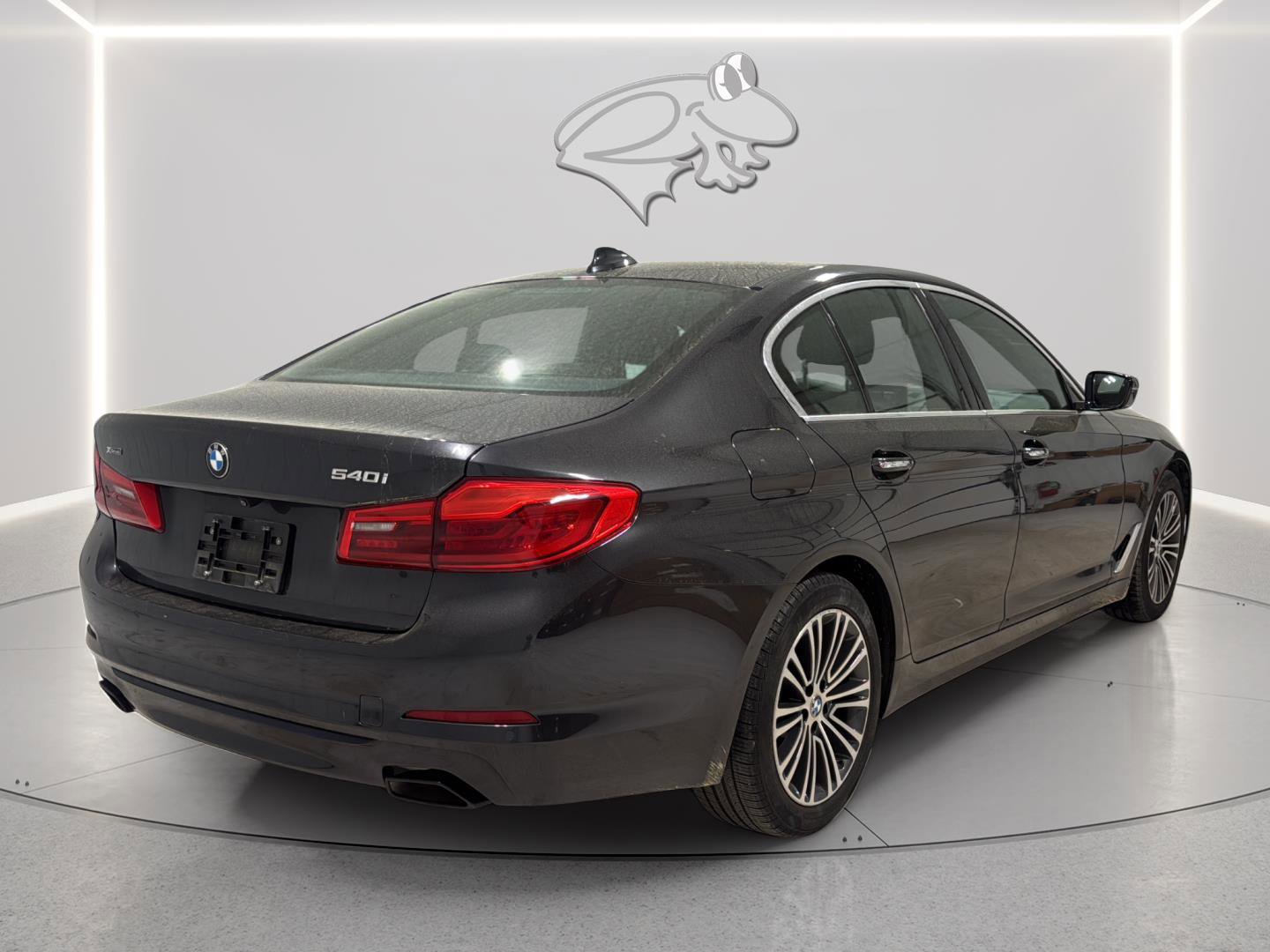 Used 2018 BMW 540i xDrive image 5