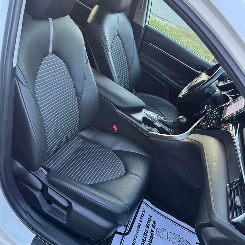 Used 2023 Toyota Camry SE FWD image 16