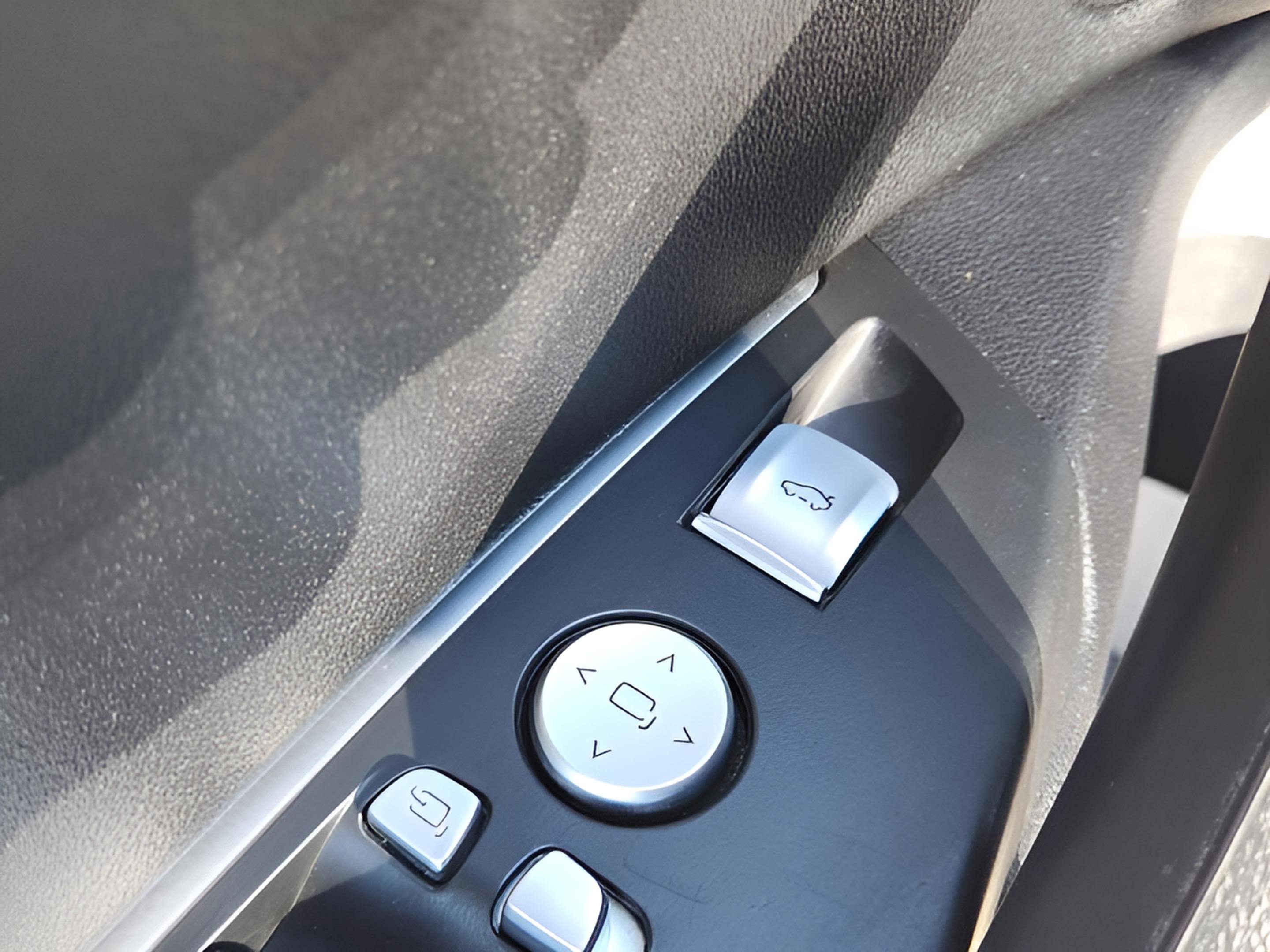 Used 2024 BMW X3 xDrive30i w/ Convenience Package image 24