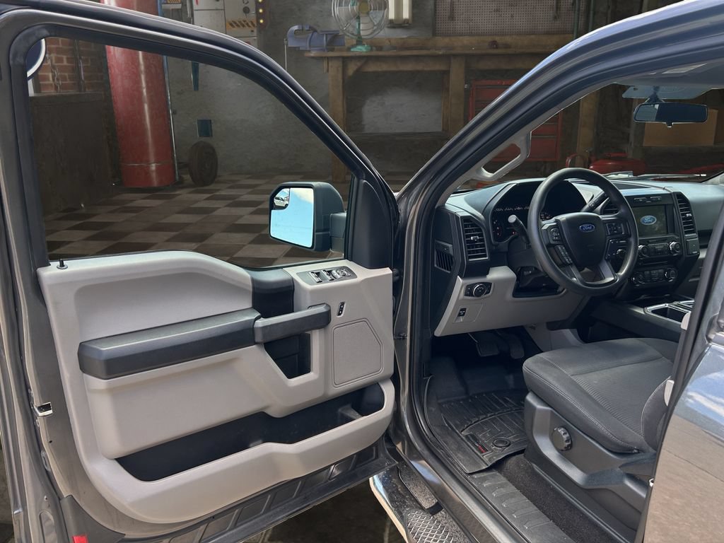 Used 2018 Ford F150 XL w/ Equipment Group 101A Mid AWD/4WD image 17
