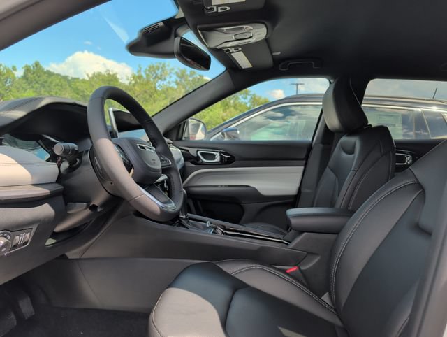 New 2026 Jeep Compass Limited AWD/4WD image 3