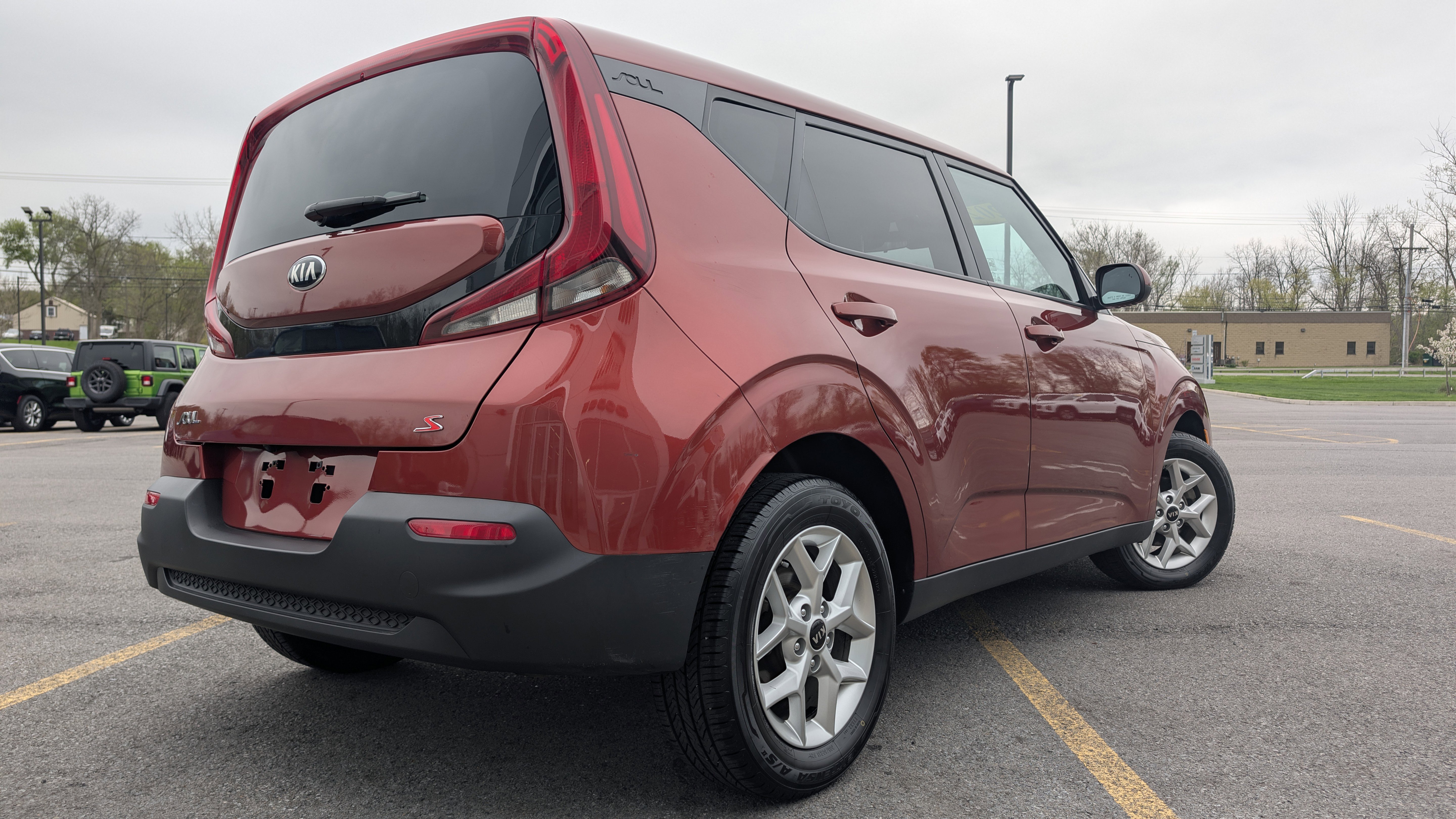 Used 2020 Kia Soul S FWD image 4