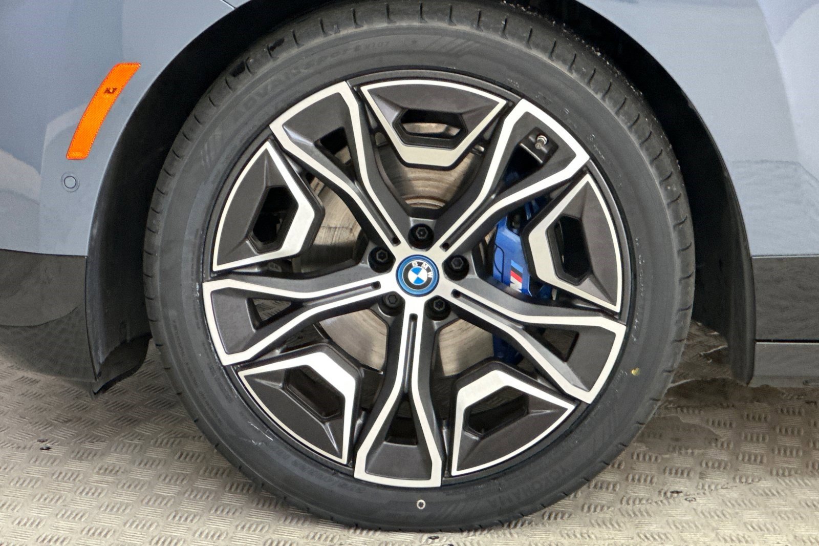 Certified 2023 BMW iX M60 w/ Executive Package image 12