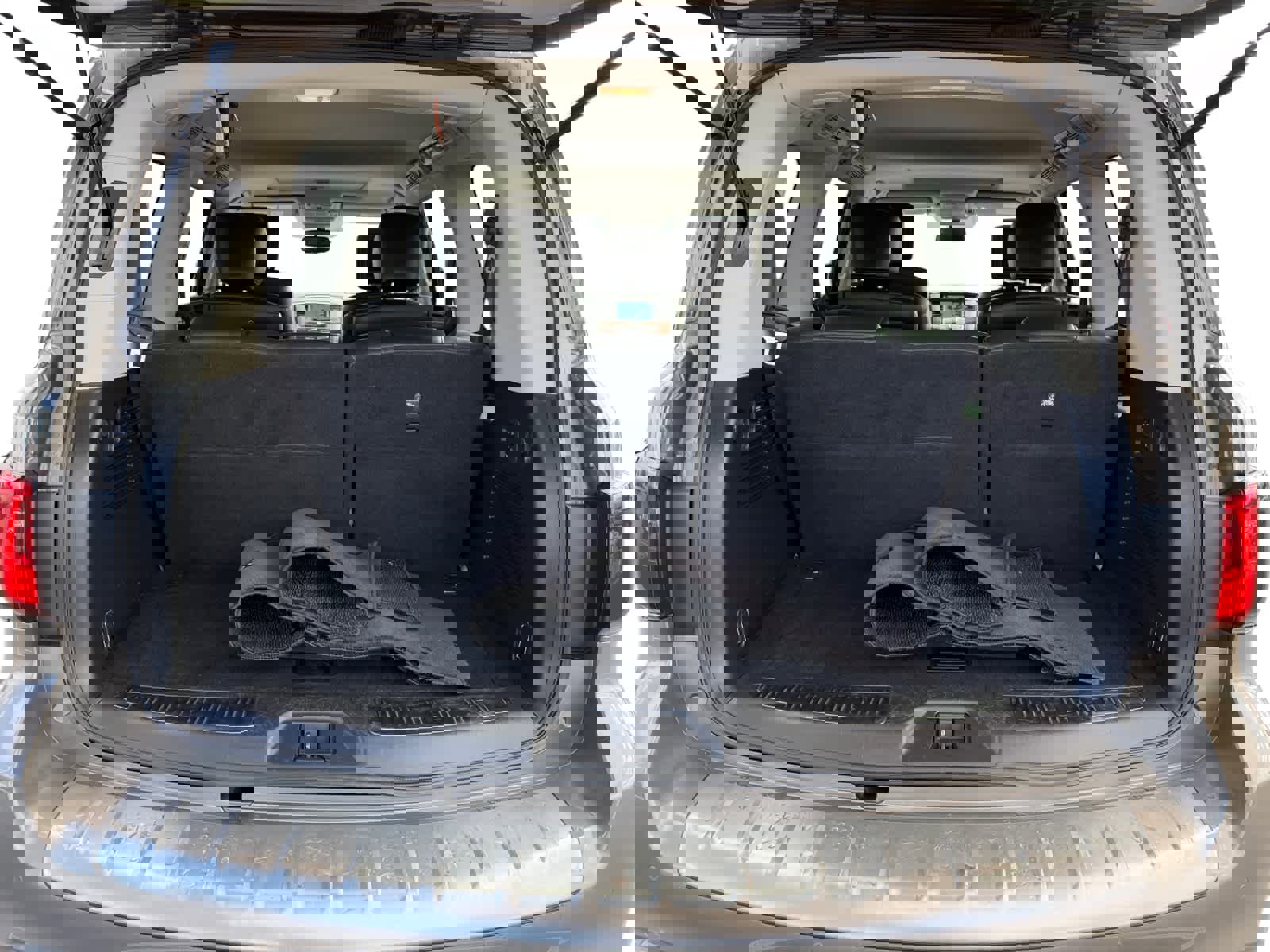 Used 2019 INFINITI QX80 Luxe w/ 22" Wheel Package image 4