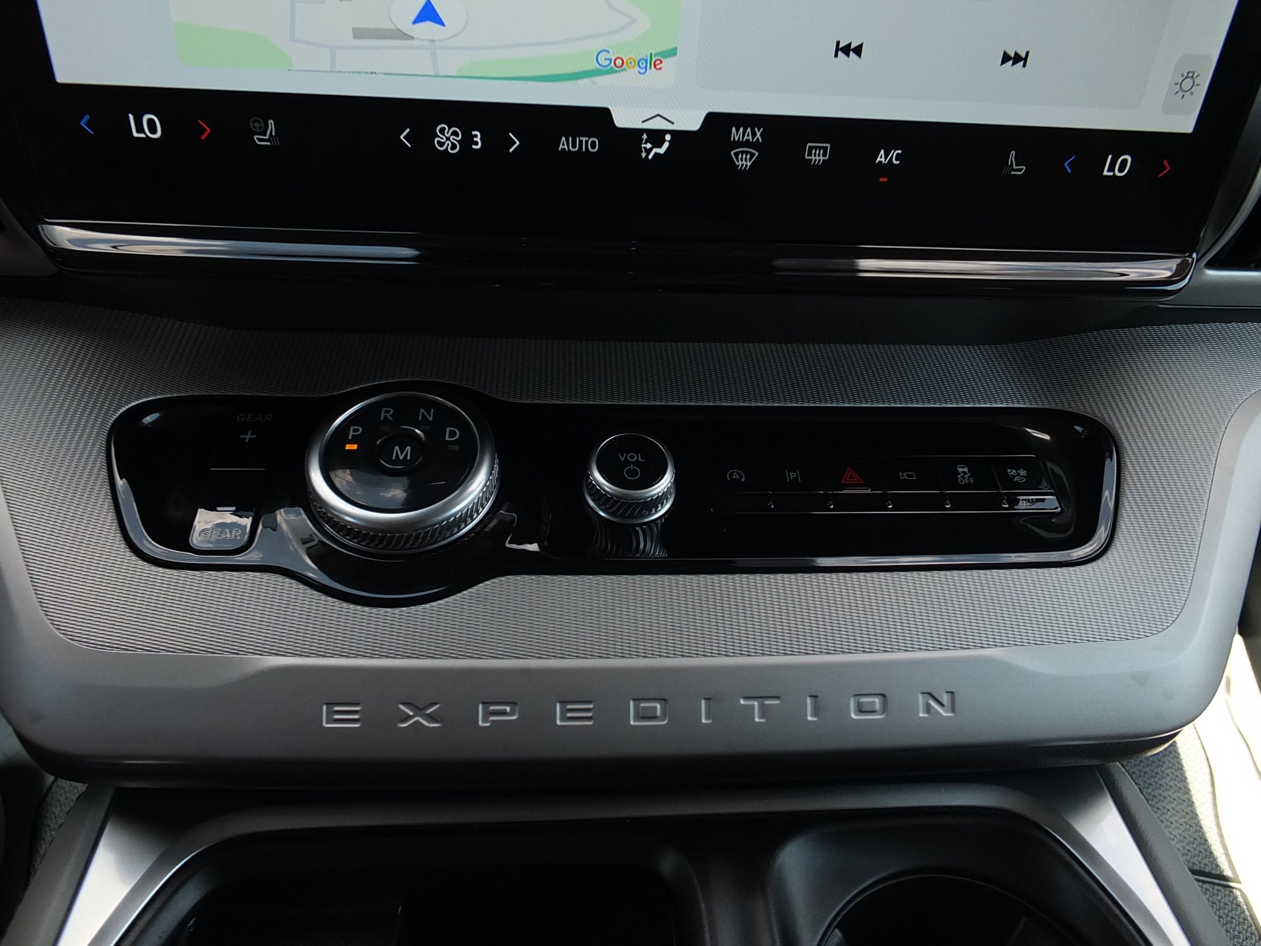 Used 2025 Ford Expedition Max Active RWD image 27