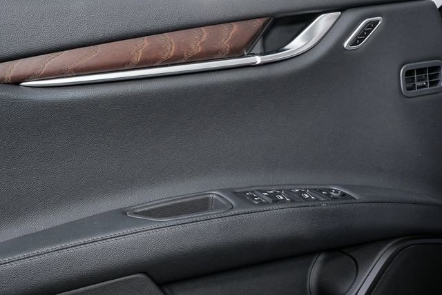 Used 2023 Maserati Ghibli Modena image 6