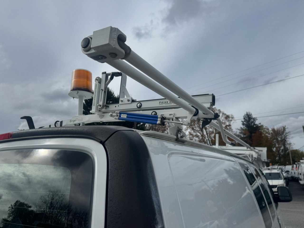 Used 2012 Chevrolet Express 2500 image 12