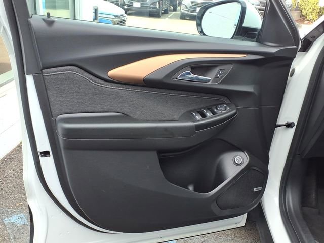 Used 2023 Chevrolet TrailBlazer ACTIV w/ Sun and Liftgate Package image 10