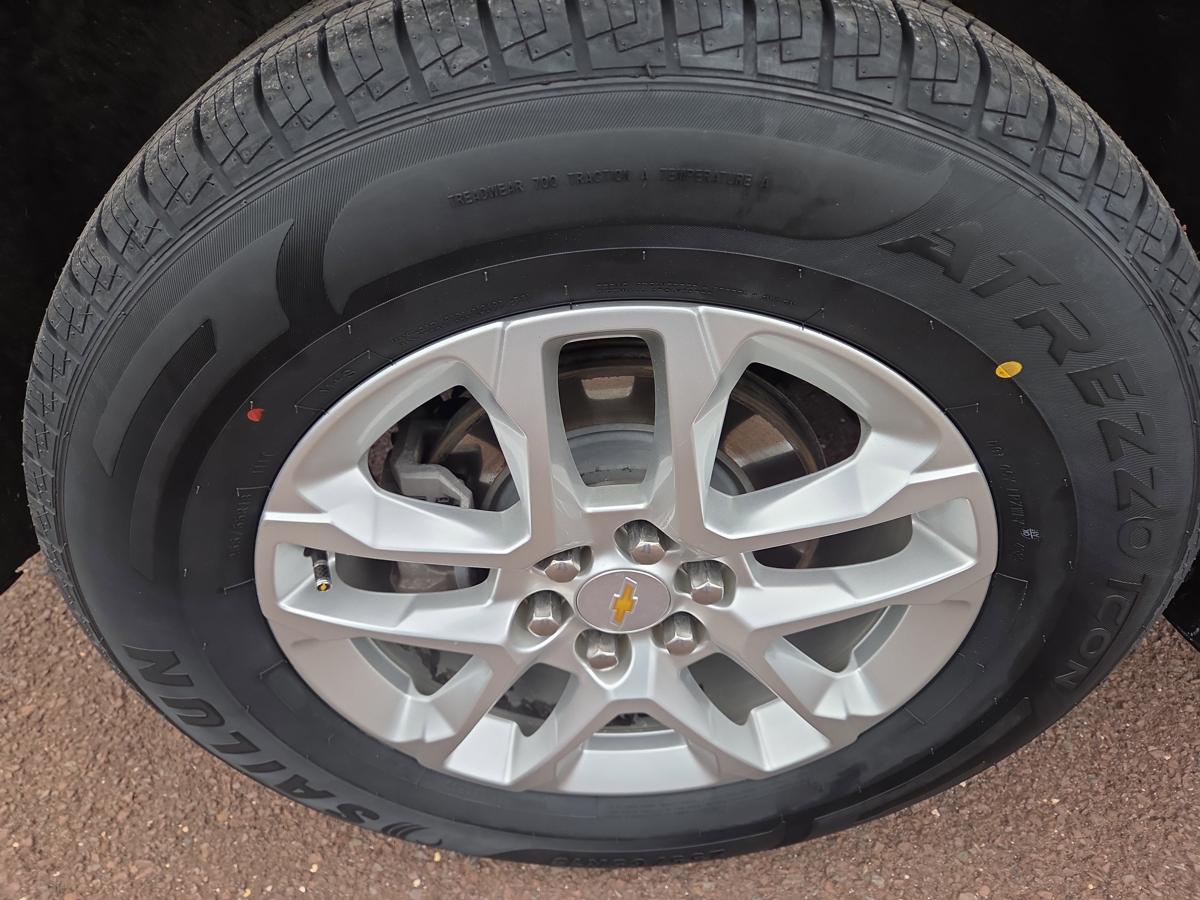 Used 2019 Chevrolet Traverse LT image 10